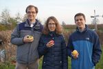 Three-person photo of Prof. Albach (left), Prof. Sievers-Glotzbach (centre) and Hendrik Wolter (right)