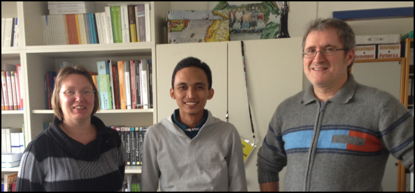 From left to right: Dr. Alexandra Pehlken, Arief Abdurrakhman and Prof. Dr. Jorge Marx Gómez at the VLBA