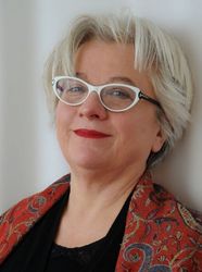 Portraitfoto von Karen Ellwanger
