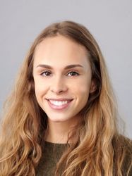 Cleo Lauterbach Portrait