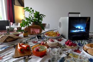 150dpi Tisch abendbrot