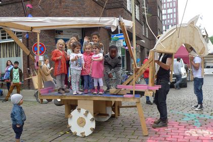 Parade der Umgestaltung (Olivier Nourisson)