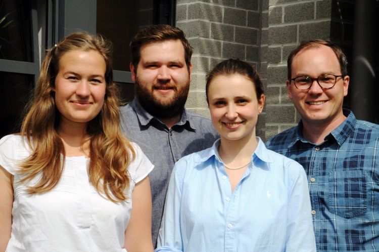 Foto des Teams. Norah Limberg, Sebastian Bollmann, Melanie Krüger und Dennis Herrmann 