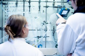 Studierende im Labor am Institut für Chemie der Carl von Ossietzky Universität Oldenburg