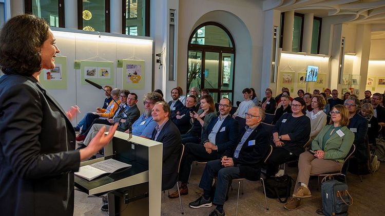 Kathrin Moosdorf, MdBB, Senatorin für Klima, Umwelt und Wissenschaft, hielt ein Grußwort. Foto: MARUM – Zentrum für Marine Umweltwissenschaften, Universität Bremen; V.Diekamp