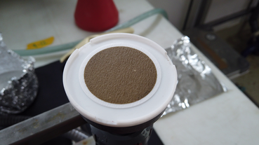 Filterkuchen auf dem Filterpapier (enthält filtriertes Material). Foto: ICBM, Uni Oldenburg