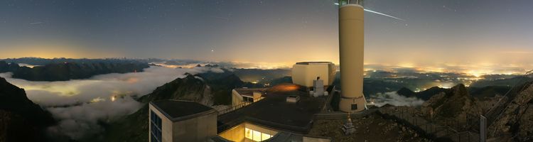 Feuerkugel aufgenommen von einer Webcam bei der Säntis Schwebebahn. Copyright Säntis Schwebebahnen AG
