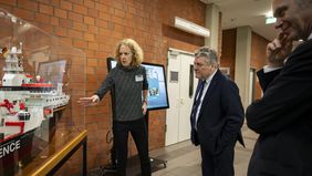 Institut für Chemie und Biologie des Meeres (ICBM), Sonne, Forschungsschiff, Ralf Bruder, Staatssekretär Schachtner, Ralf Rabus, Meer