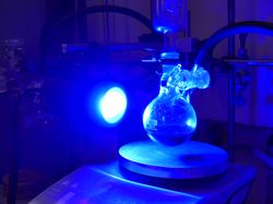 Labore des Instituts für Chemie: UV-Lampe 