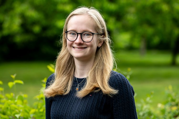Lilly Koch, Studentin des 2-Fächer-Bachelorstudiengangs Chemie und Biologie