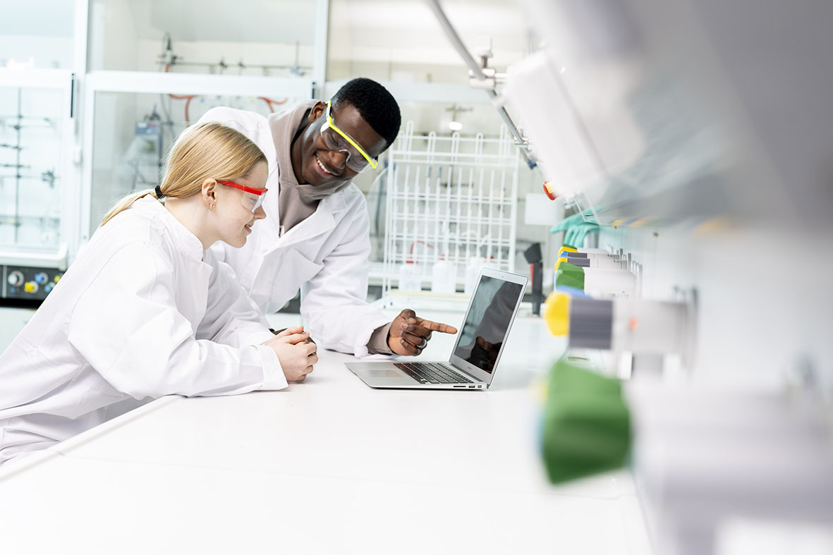 Institute für Chemie, Uni Oldenburg, Labor, Experiment, Studium, Lehre