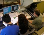 Dekor: Scientists observe an experiment