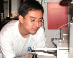 Dekor: Scientist observes an experiment