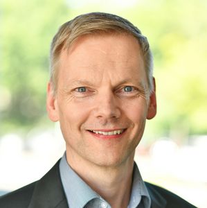 Prof. Dr. Lars Schwettmann