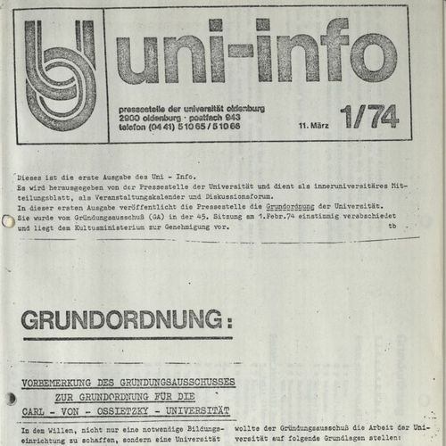 Das Bild zeigt die erste Seite der ersten Ausgabe von Uni-Info. Die Zeitung ist auf Papier gedruckt und schwarz-weiß gehalten. Auf der ersten Seite beginnt der Abdruck der damaligen Grundordnung der Universität, eingeleitet von einer Vorbemerkung des Gründungsausschusses.