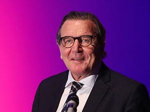 08a Portrait Gerhard Schröder