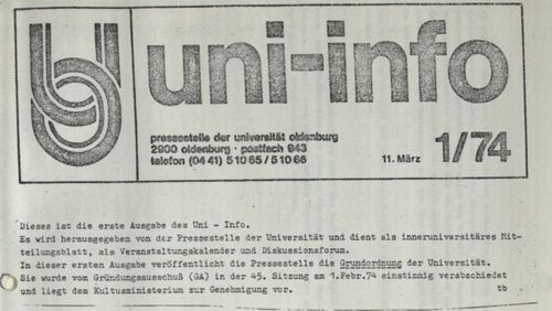 Das Bild zeigt die allererste Ausgabe von UNI-INFO. Als Herausgeber ist die Pressestelle angegeben. Auch das alte Logo, ein U, dessen Bogen durch ein O läuft, ist abgebildet.