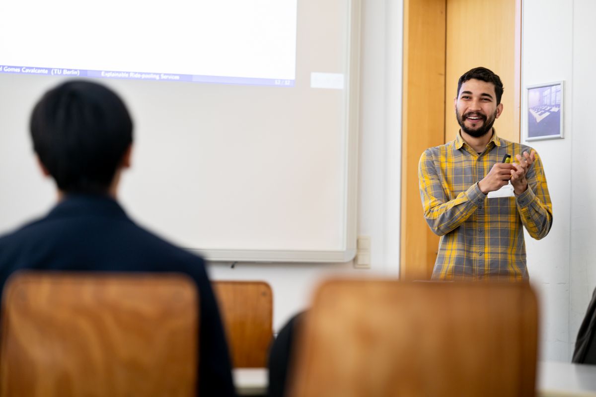 StuFo 2025 / Student lecture