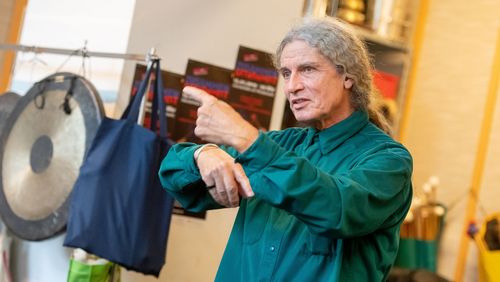 Axel Fries leitet die Probe.