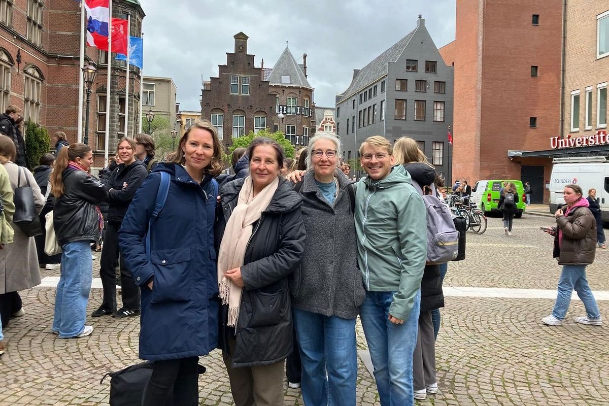 Gruppenbild von Dozierenden während eines Austauschs