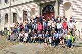 Gruppenbild vor dem Lüneburger Rathaus 
