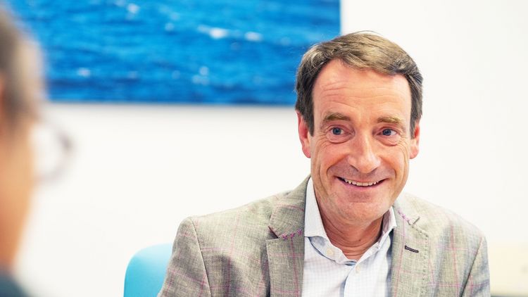 Portrait of Bernd Siebenhüner