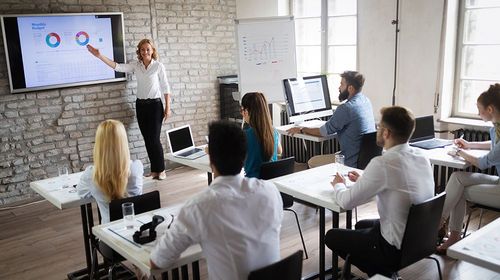 Foto weiterbildung Bildungsmanagement kompakt