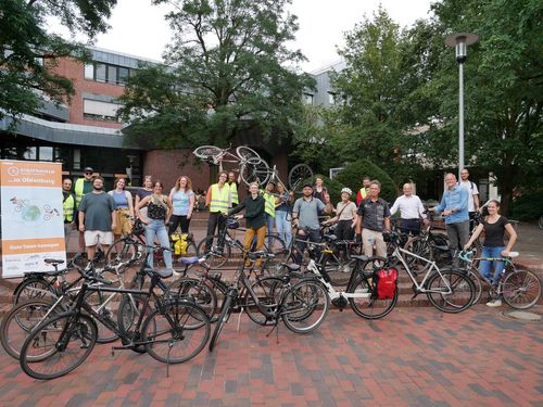 Gruppenbild der Uni-Radtour 2024