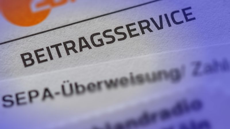 GEZ, Beitragsservice, Formular, Rundfunk, Gebühr, ARD, ZDF, Fernsehn, Radio, Gebühr, Zahlung, deutschlandradio, Gerät, TV, Rundfunkbeitrag, Rundfunkgebühren, Zuschauer, haushaltsabgabe, rundfunkstaatsvertrag, fernseher