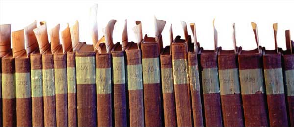 Bücherregal